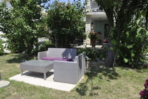 Garden [summer]
