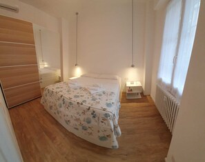 Bedroom (2)