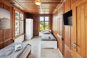 Schlafzimmer mit Bergblick