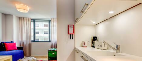 Private kitchenette