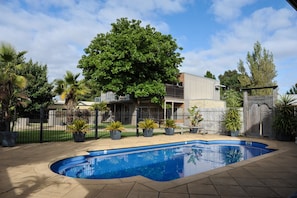 Utomhuspool