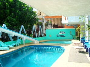Indendørs pool