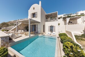 Private pool