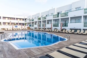Piscina all'aperto