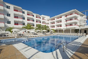Utomhuspool