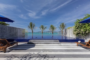 Piscina all'aperto