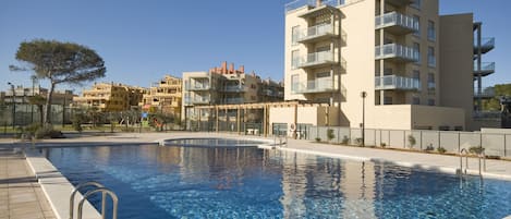 Piscine extérieure