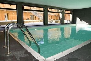 Piscina interior