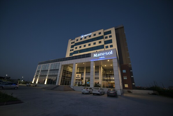 Front of property - evening/night