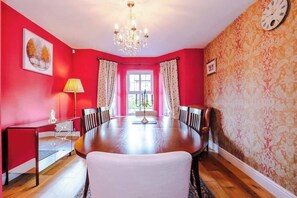 This is a separate Dining room, perfect for large family get together or celebrations  
