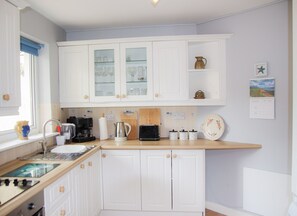 Self catering Kitchen in Dunmore Villas Holiday Home No 1 - seaside family-friendly holiday home in Dunmore East, Co. Waterford, Ireland 
