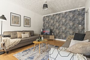 Living Room / Lounge