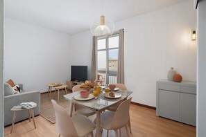 Livingroom and dining area