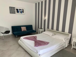 Bed,Bedroom
