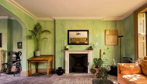 Malplaquet House well-preserved interior