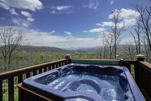 Soak in the hot tub with a beverage of choice as you let all your worries just melt away