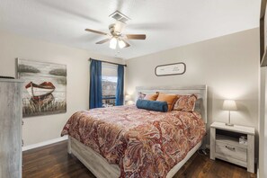 Bedroom with king bed and Smart TV