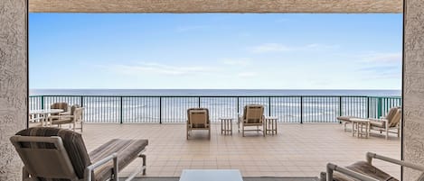 Daytona DiMucci Twin Towers 206 Balcony