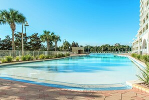 Awesome pool Ariel Dunes II