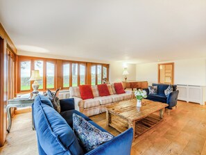 Living area | The Old Post House, Clovelly