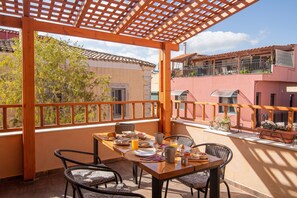 Shared Balcony with other guests