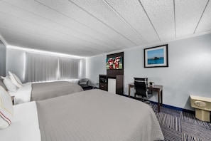 Unit with 2 Queen size beds