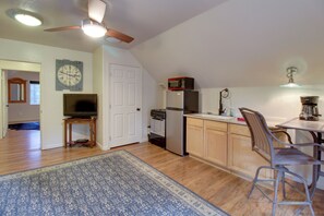 Kitchenette | Drip Coffee Maker | Cooking Utensils | Microwave