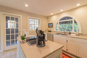 Shared kitchen facilities