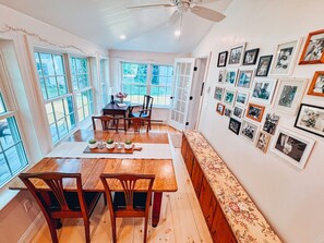 Refined dining area, perfect for unforgettable gatherings and exquisite meals.