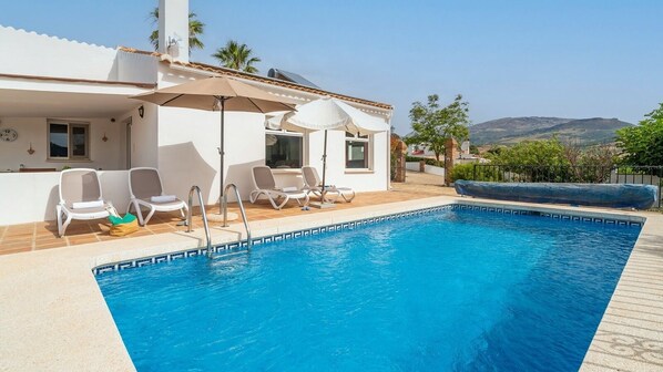 Casa Villa Rosa Viñuela by Ruralidays