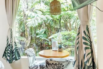 Charming 2-bedroom lodge in beautiful Volcano with Hot Tub