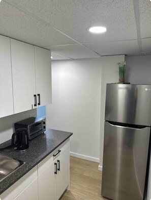 Kitchenette 