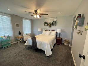 Peace and tranquility awaits in this primary bedroom with queen size bed!