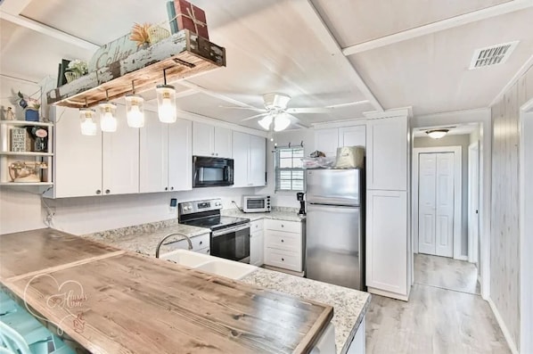 We can't wait to host you at our Blue Willow home!