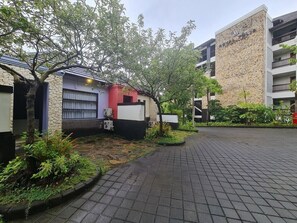 施設の正面