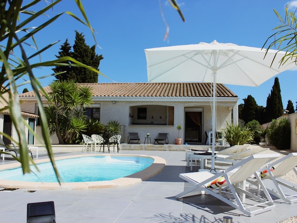 Schwimmbad des Ferienhauses
