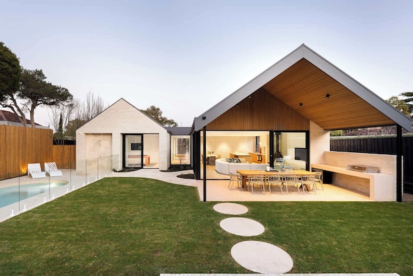 Cozy and Modern House