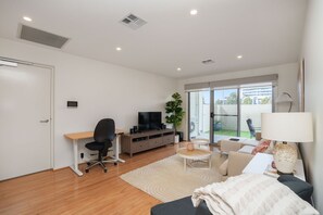 Study Nook/Living Area