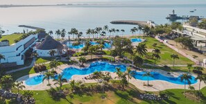 Obtenga Acceso al Club de Playa B Nayar!