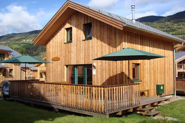 Holiday Home Exterior [summer]