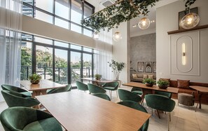 Sala de estar en el lobby
