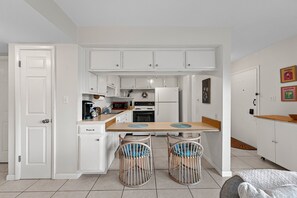 Kitchen - Dining Area