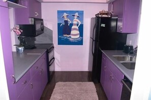 Unique Kitchen - Fully equipped kitchen