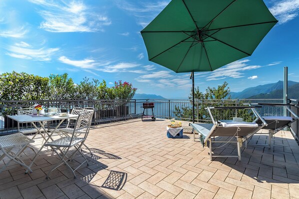Terrazza privata attrezzata 