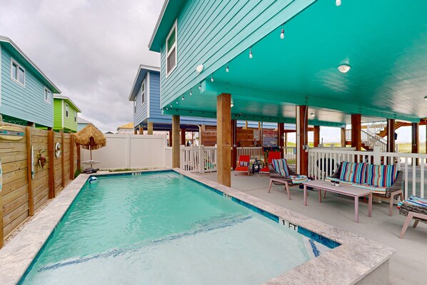 Private heated or cooling pool