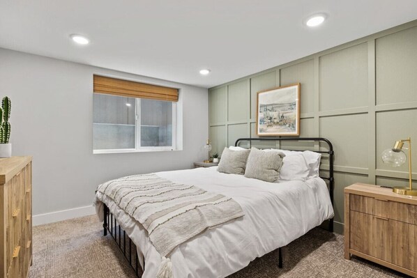 Bedroom 1 Queen size Bed with Down Comforter and Blackout Shades