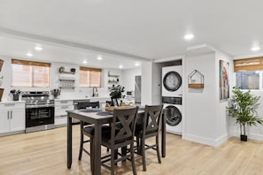 Open Concept Kitchen, Dining for 6 and Living Room