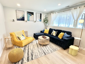 Beautiful family perfect for hang out and movie night 