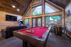 Upstairs game room comes fully equipped!