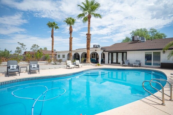 Large, private in ground pool 